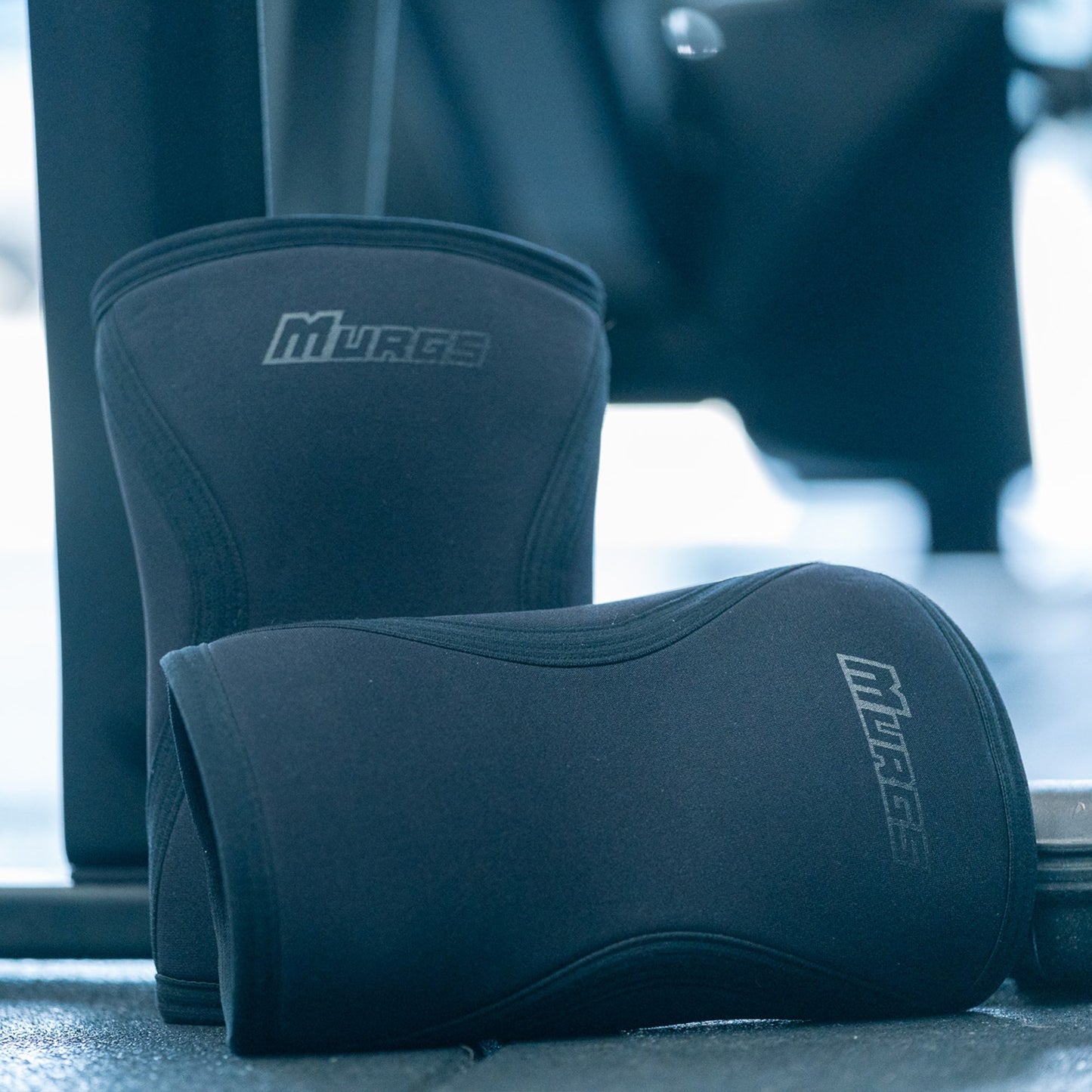 V2 7mm Knee Sleeves - Black on Black (Pair)-4
