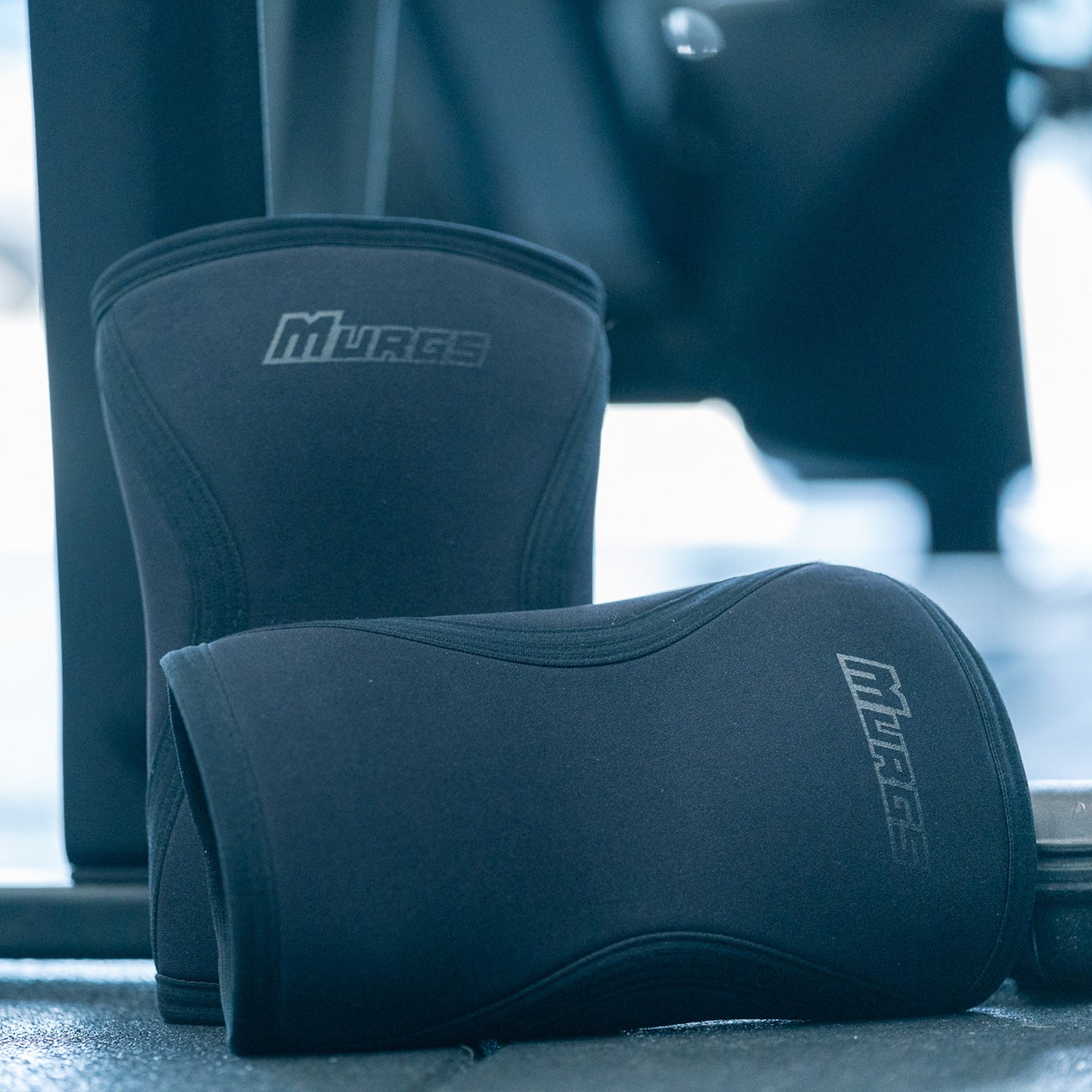 V2 7mm Knee Sleeves - Black on Black (Pair)-4